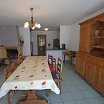 Casa de Férias Authentique à Avec Cheminée, Terrain Clos, Proche Thermes Et Activités Culturelles - Fr-1-589-116