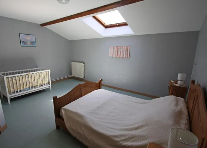 Holiday home Authentique A Avec Cheminee, Terrain Clos, Proche Thermes Et Activites Culturelles - Fr-1-589-116